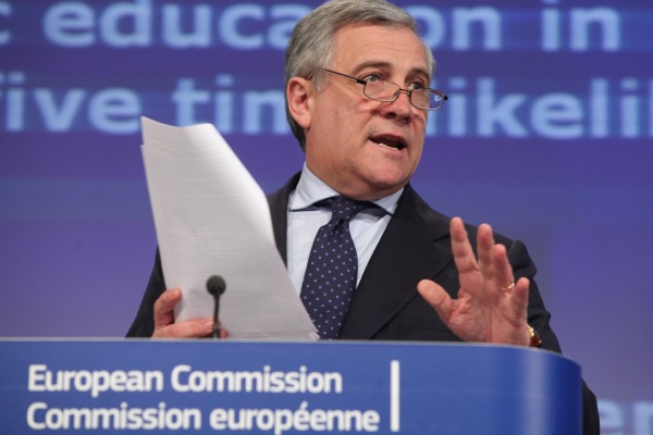 La Commission veut réviser le secteur de l’aluminium